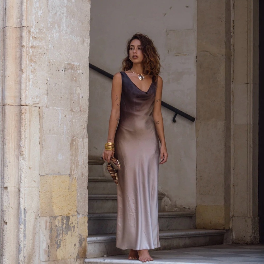 Elegant Ombre Maxi Dress